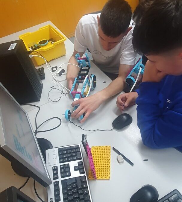 IZVANNASTAVNA AKTIVNOST                                               BrAIn: umjetna inteligencija od koncepta do primjene i robotika